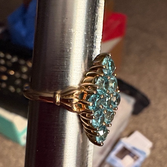 Vintage Blue Zircon Cluster Ring In 10K Solid Yellow Gold - Picture 5 of 8